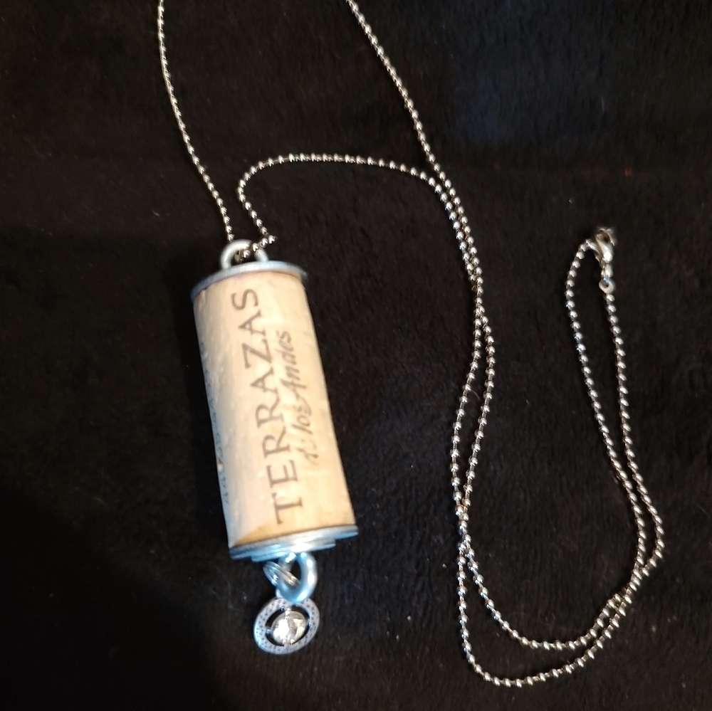 💥 3/$20 Craft Fair Wine Cork Necklace!
